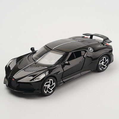 Bugatti 1:32 Sports Car Model / Diecast